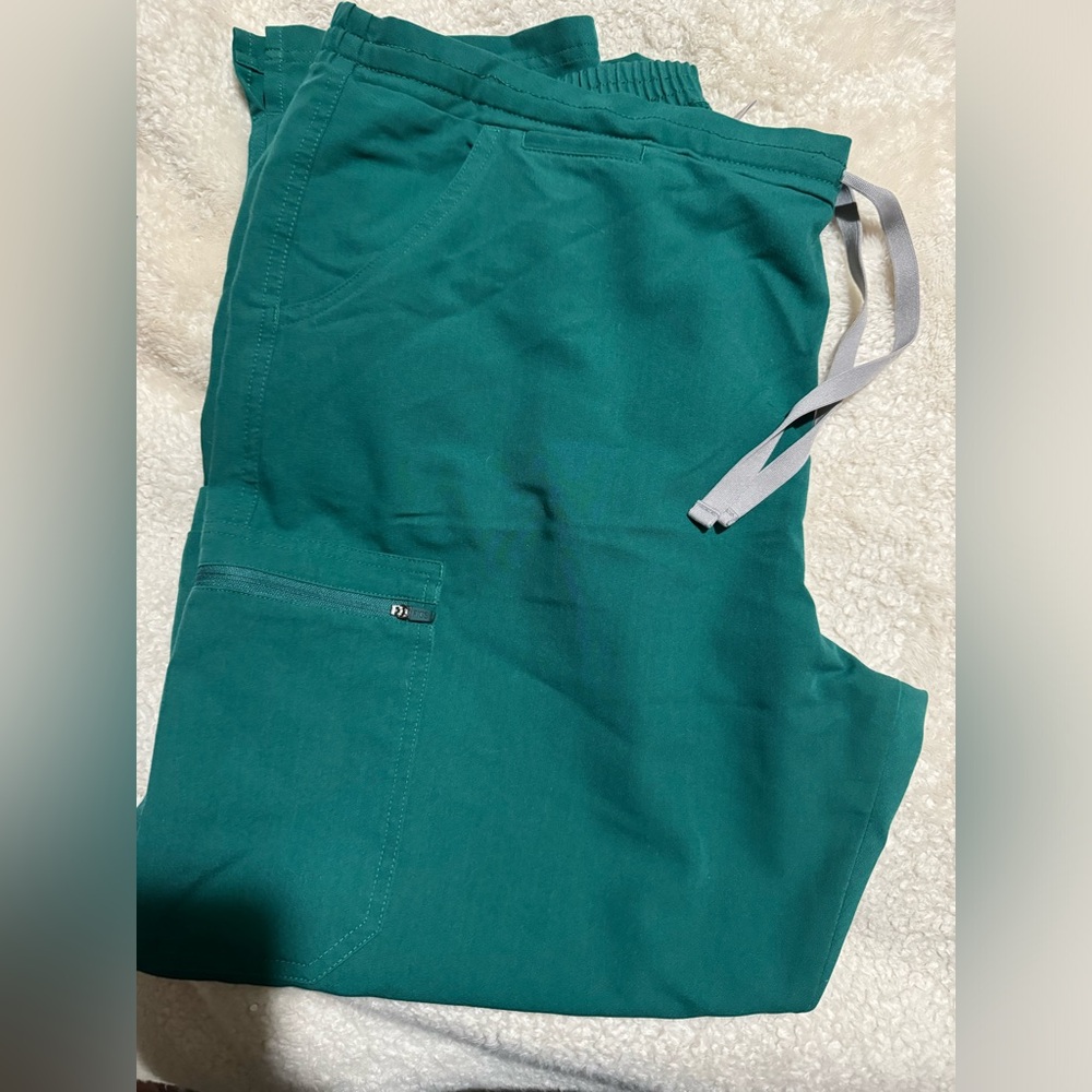 Figs Yola Scrub Bottoms